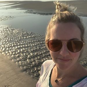 Meet your Posher, Christine